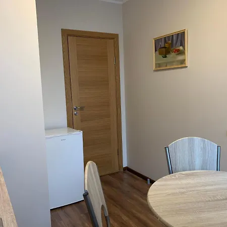 Park 25 Apartment